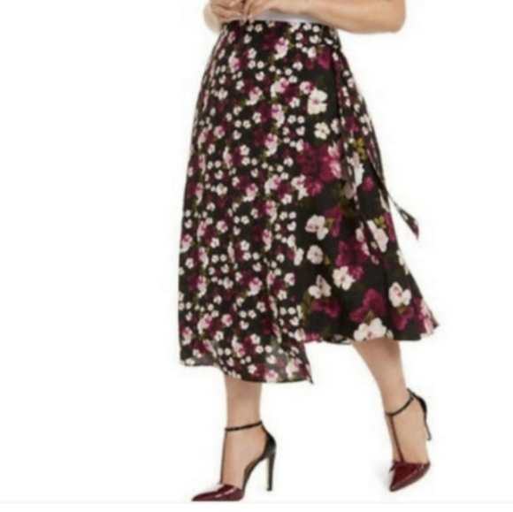 🥰HP🥰Calvin Klein Women's Black Plus Size Floral-Print Wrap Skirt - Picture 15 of 15